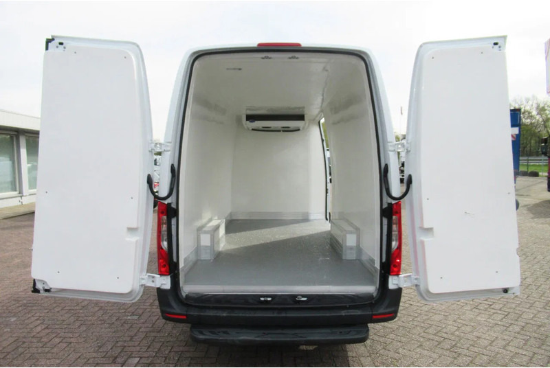 Mercedes-Benz Sprinter 314 CDI Koel/Vries/ verwarmen 220 volt nachtaansluiting - Επαγγελματικό αυτοκίνητο ψυγείο: φωτογραφία 3 Mercedes-Benz Sprinter 314 CDI Koel/Vries/ verwarmen 220 volt nachtaansluiting - Επαγγελματικό αυτοκίνητο ψυγείο: φωτογραφία 3