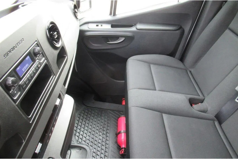 Mercedes-Benz Sprinter 314 CDI Koel/Vries/ verwarmen 220 volt nachtaansluiting - Επαγγελματικό αυτοκίνητο ψυγείο: φωτογραφία 5 Mercedes-Benz Sprinter 314 CDI Koel/Vries/ verwarmen 220 volt nachtaansluiting - Επαγγελματικό αυτοκίνητο ψυγείο: φωτογραφία 5