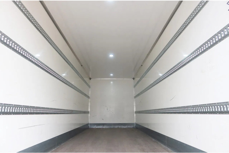 Volvo FM 340 Geïsoleerd Dak DHollandia 3000 kg - Φορτηγό κόφα: φωτογραφία 4 Volvo FM 340 Geïsoleerd Dak DHollandia 3000 kg - Φορτηγό κόφα: φωτογραφία 4