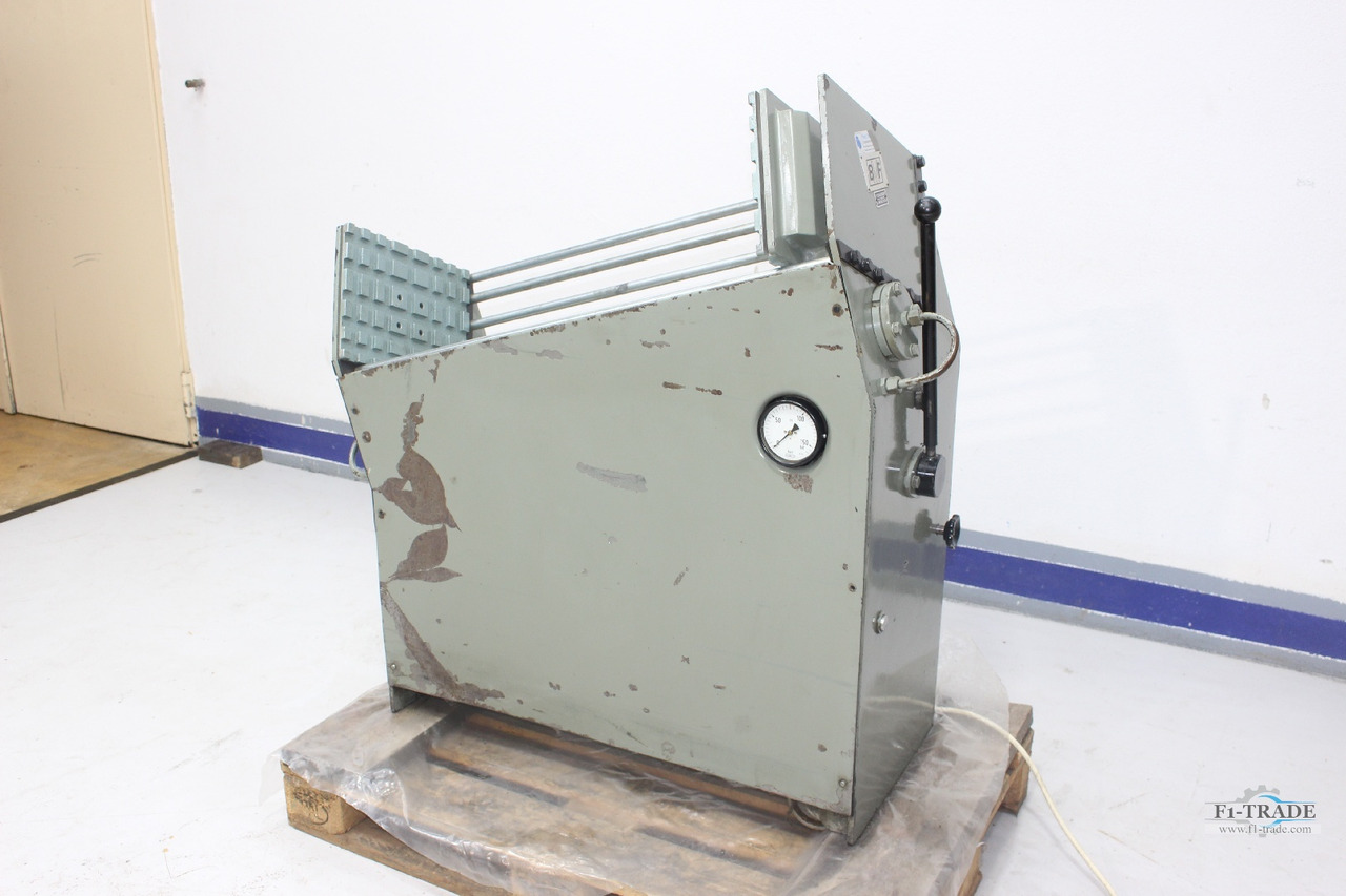 BMF SK 82 B - Εκτυπωτική μηχανή: φωτογραφία 3 BMF SK 82 B - Εκτυπωτική μηχανή: φωτογραφία 3