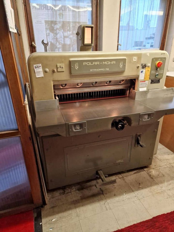 Polar 72 CS - Μηχανή κοπής χαρτιού: φωτογραφία 2 Polar 72 CS - Μηχανή κοπής χαρτιού: φωτογραφία 2