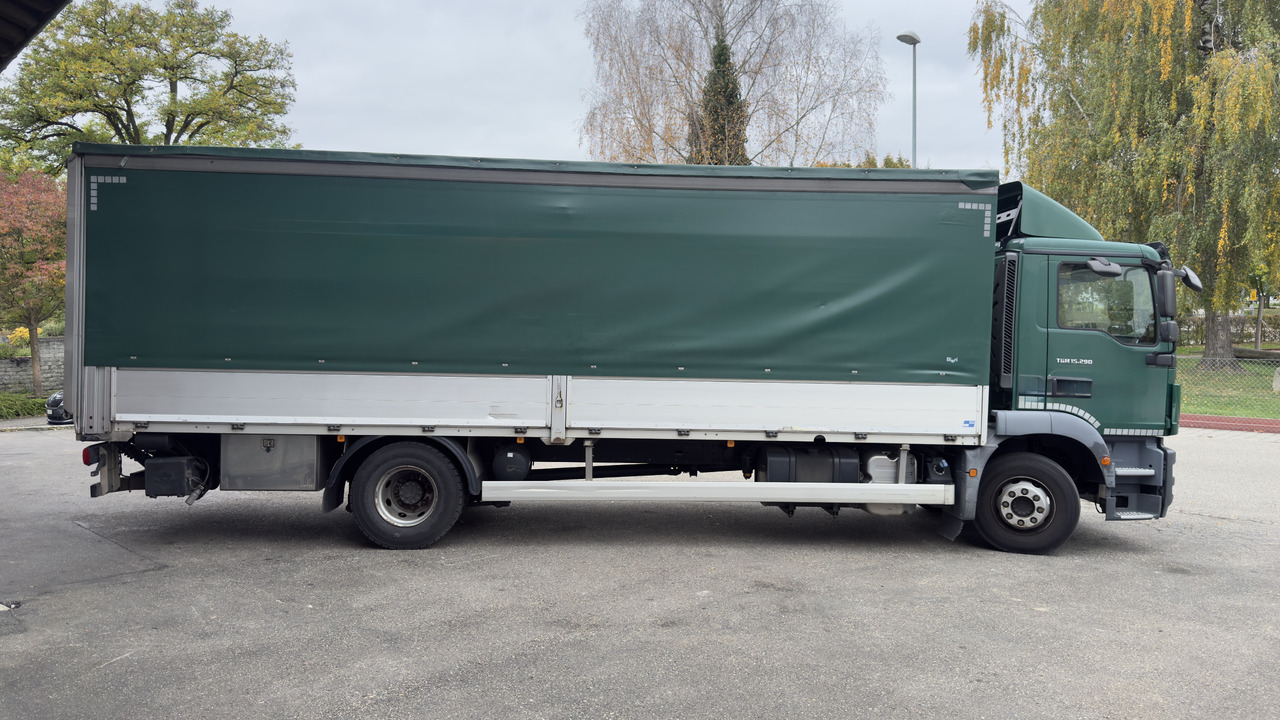 MAN TGM 15.290 - Φορτηγό κόφα: φωτογραφία 3 MAN TGM 15.290 - Φορτηγό κόφα: φωτογραφία 3