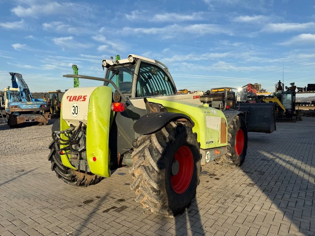 Claas 7040 - Τηλεσκοπικός φορτωτής: φωτογραφία 5 Claas 7040 - Τηλεσκοπικός φορτωτής: φωτογραφία 5