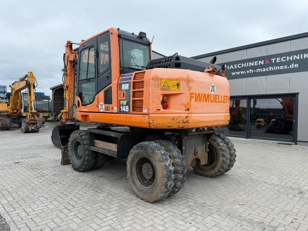 Komatsu PW 148-8 - Τροχοφόρος εκσκαφέας: φωτογραφία 3 Komatsu PW 148-8 - Τροχοφόρος εκσκαφέας: φωτογραφία 3