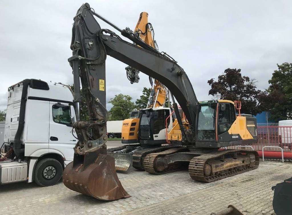Volvo EC 300 E  - Ερπυστριοφόρος εκσκαφέας: φωτογραφία 1 Volvo EC 300 E  - Ερπυστριοφόρος εκσκαφέας: φωτογραφία 1