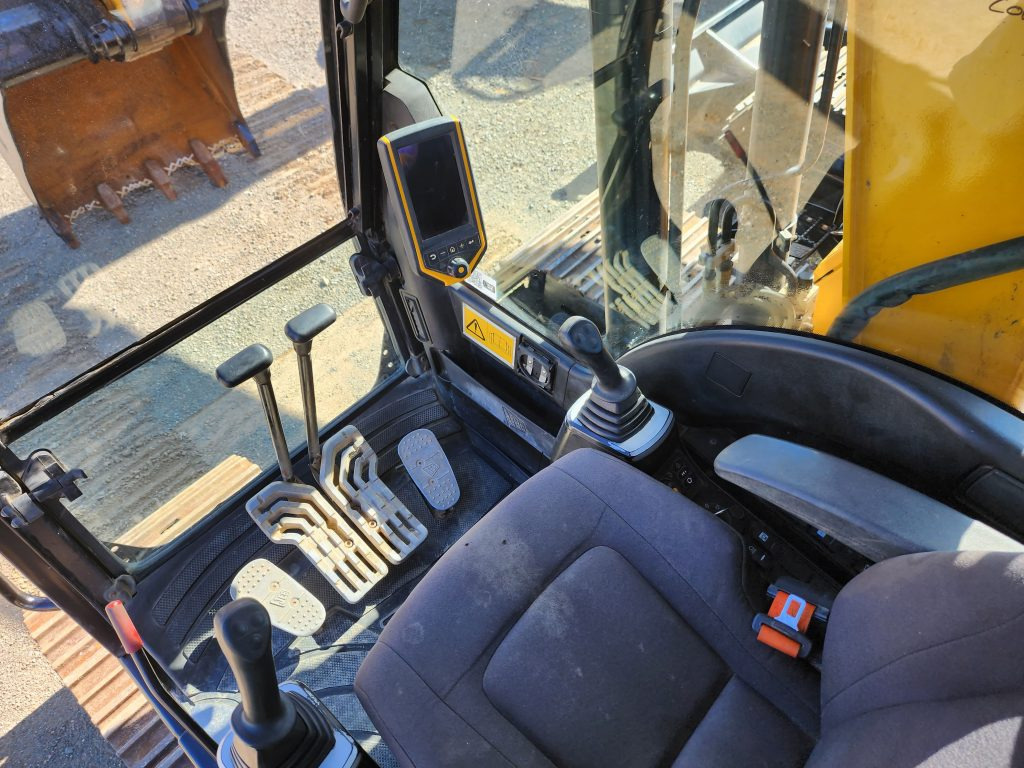Ερπυστριοφόρος εκσκαφέας JCB JS131LC: φωτογραφία 9 Ερπυστριοφόρος εκσκαφέας JCB JS131LC: φωτογραφία 9