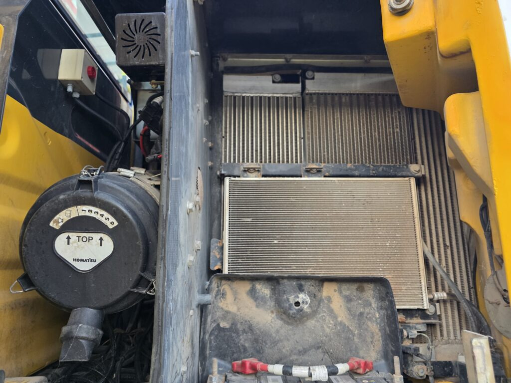 Τροχοφόρος εκσκαφέας KOMATSU PW148-11: φωτογραφία 7