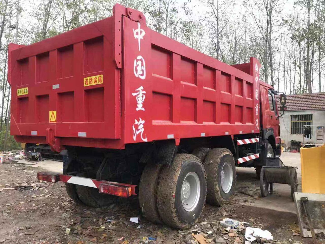 Howo  - Φορτηγό ανατρεπόμενο: φωτογραφία 1 Howo  - Φορτηγό ανατρεπόμενο: φωτογραφία 1