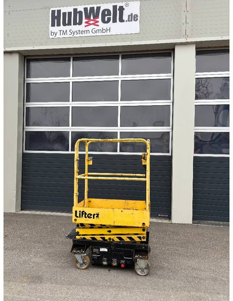 Boss 4,55m Arbeitsbühne Personenlift, BJ 2013 - Ψαλιδωτό ανυψωτικό: φωτογραφία 1 Boss 4,55m Arbeitsbühne Personenlift, BJ 2013 - Ψαλιδωτό ανυψωτικό: φωτογραφία 1