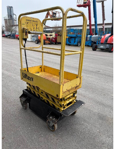 Boss 4,55m Arbeitsbühne Personenlift, BJ 2013 - Ψαλιδωτό ανυψωτικό: φωτογραφία 5 Boss 4,55m Arbeitsbühne Personenlift, BJ 2013 - Ψαλιδωτό ανυψωτικό: φωτογραφία 5