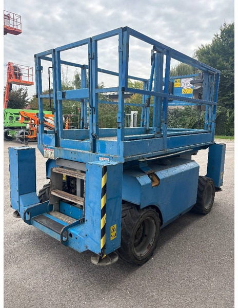 Genie GS 2668 RT 10m Diesel Scherenarbeitsbühne - Ψαλιδωτό ανυψωτικό: φωτογραφία 4 Genie GS 2668 RT 10m Diesel Scherenarbeitsbühne - Ψαλιδωτό ανυψωτικό: φωτογραφία 4