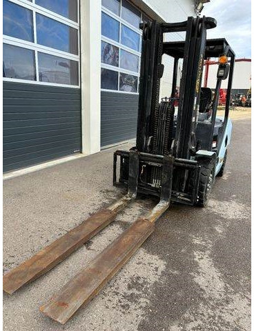 Hyster Yale UT35P Dieselstapler 2500kg, 4800mm, BJ 2019 - Πετρελαιοκίνητο περονοφόρο: φωτογραφία 3 Hyster Yale UT35P Dieselstapler 2500kg, 4800mm, BJ 2019 - Πετρελαιοκίνητο περονοφόρο: φωτογραφία 3