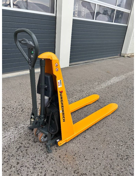 Jungheinrich Scherenhubwagen AMX 10e - Μηχάνημα στοίβαξης: φωτογραφία 2 Jungheinrich Scherenhubwagen AMX 10e - Μηχάνημα στοίβαξης: φωτογραφία 2