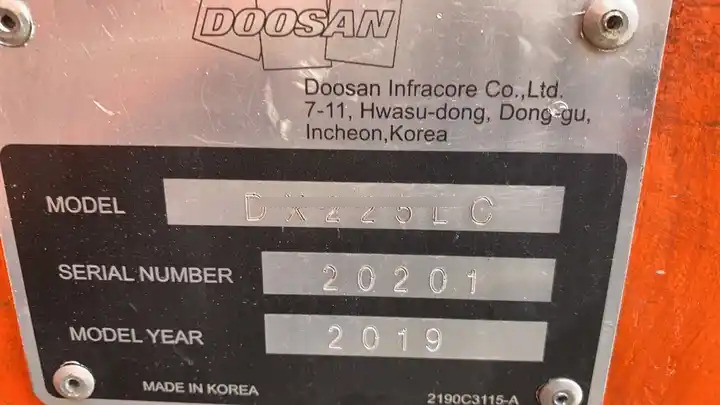 2023 Year Doosan Excavator Dx225 22t Dx225lc Crawler Excavator In Fresh Stock In Shanghai - Ερπυστριοφόρος εκσκαφέας: φωτογραφία 3 2023 Year Doosan Excavator Dx225 22t Dx225lc Crawler Excavator In Fresh Stock In Shanghai - Ερπυστριοφόρος εκσκαφέας: φωτογραφία 3