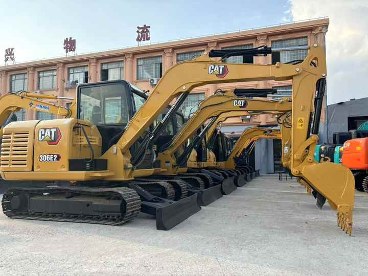 6 Ton Used Cat 305.5 306 307e 308 Crawler Excavator Mini Caterpillar 305.5 E2 for Sale China Cat305.5 Cat305.5e2 Low Price - Εκσκαφέας: φωτογραφία 2 6 Ton Used Cat 305.5 306 307e 308 Crawler Excavator Mini Caterpillar 305.5 E2 for Sale China Cat305.5 Cat305.5e2 Low Price - Εκσκαφέας: φωτογραφία 2