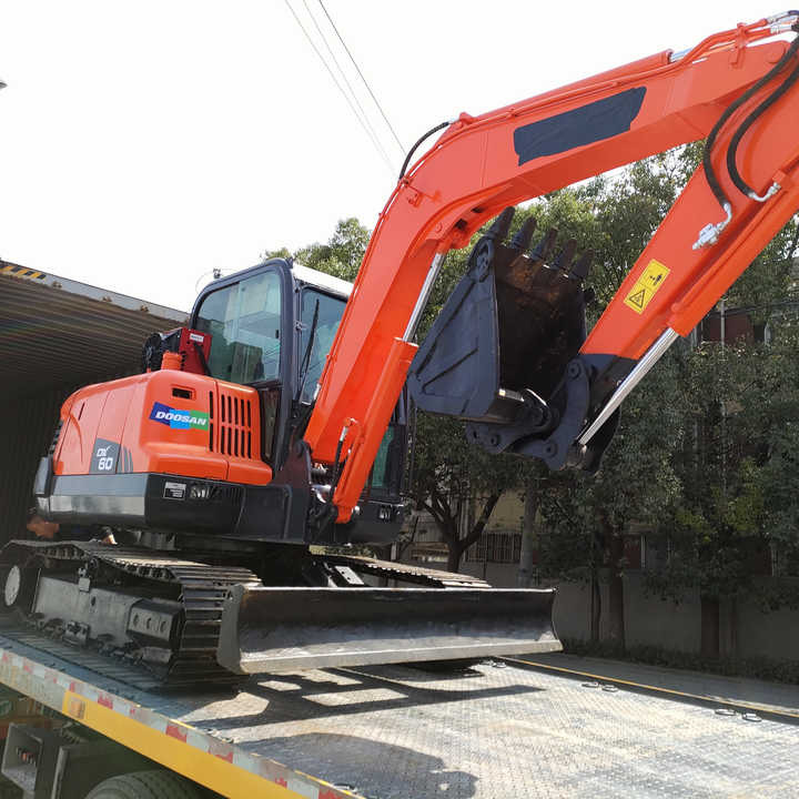 Awesome Performance Korea Imported Small Scale Used Doosan Excavator Dx60 Dx225 Dh60 Dh55 - Ερπυστριοφόρος εκσκαφέας: φωτογραφία 1 Awesome Performance Korea Imported Small Scale Used Doosan Excavator Dx60 Dx225 Dh60 Dh55 - Ερπυστριοφόρος εκσκαφέας: φωτογραφία 1