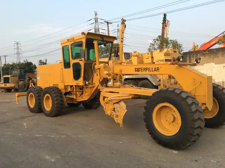 Hot sale Good quality CAT 140g Used motor grader original ca motor grader 140g in good condition cheap price - Γκρέιντερ: φωτογραφία 2 Hot sale Good quality CAT 140g Used motor grader original ca motor grader 140g in good condition cheap price - Γκρέιντερ: φωτογραφία 2
