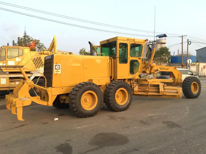 Hot sale Good quality CAT 140g Used motor grader original ca motor grader 140g in good condition cheap price - Γκρέιντερ: φωτογραφία 3 Hot sale Good quality CAT 140g Used motor grader original ca motor grader 140g in good condition cheap price - Γκρέιντερ: φωτογραφία 3
