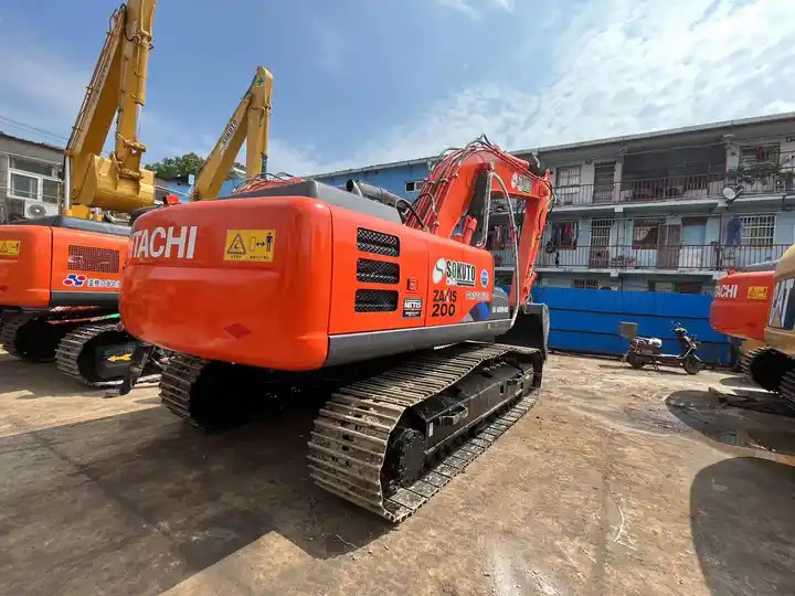 Hot sale Used Hitachi ZX200 crawler Excavator, Japan Made used Hitachi ZX200 large Excavator in good condition - Ερπυστριοφόρος εκσκαφέας: φωτογραφία 3 Hot sale Used Hitachi ZX200 crawler Excavator, Japan Made used Hitachi ZX200 large Excavator in good condition - Ερπυστριοφόρος εκσκαφέας: φωτογραφία 3