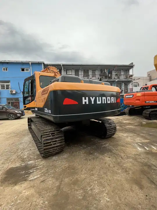 Ερπυστριοφόρος εκσκαφέας Hyundai 220-9 Used Excavator,Heavy-duty Original Korea Hyundai 220lc-9s,22t Excavator For Sale in Shanghai: φωτογραφία 6