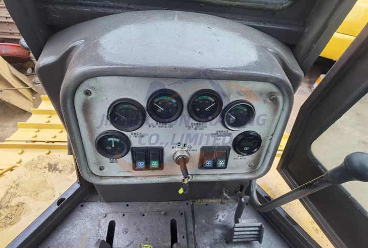 Japan Imported Caterpillar D7R Bulldozer Japan Original Cat D7G D7R D9n D8r Used Bulldozers - Μπουλντόζα: φωτογραφία 3 Japan Imported Caterpillar D7R Bulldozer Japan Original Cat D7G D7R D9n D8r Used Bulldozers - Μπουλντόζα: φωτογραφία 3