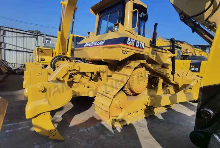 Japan Imported Caterpillar D9R Bulldozer Japan Original Cat D9n D8r Used Bulldozers - Μπουλντόζα: φωτογραφία 5 Japan Imported Caterpillar D9R Bulldozer Japan Original Cat D9n D8r Used Bulldozers - Μπουλντόζα: φωτογραφία 5
