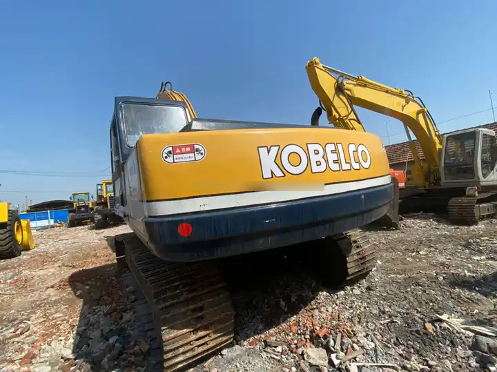 Japan Kobelco SK200-3 used Excavator Good price Best Selling High Quality Used Second Hand SK200 Excavators for Sale - Ερπυστριοφόρος εκσκαφέας: φωτογραφία 2 Japan Kobelco SK200-3 used Excavator Good price Best Selling High Quality Used Second Hand SK200 Excavators for Sale - Ερπυστριοφόρος εκσκαφέας: φωτογραφία 2