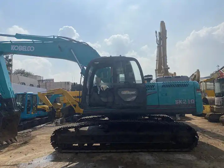 Second Hand High Quality Crawler Digger Kobelco sk210-8 Original Japan Brand 21ton Kobelco Excavator In Sale - Ερπυστριοφόρος εκσκαφέας: φωτογραφία 3 Second Hand High Quality Crawler Digger Kobelco sk210-8 Original Japan Brand 21ton Kobelco Excavator In Sale - Ερπυστριοφόρος εκσκαφέας: φωτογραφία 3