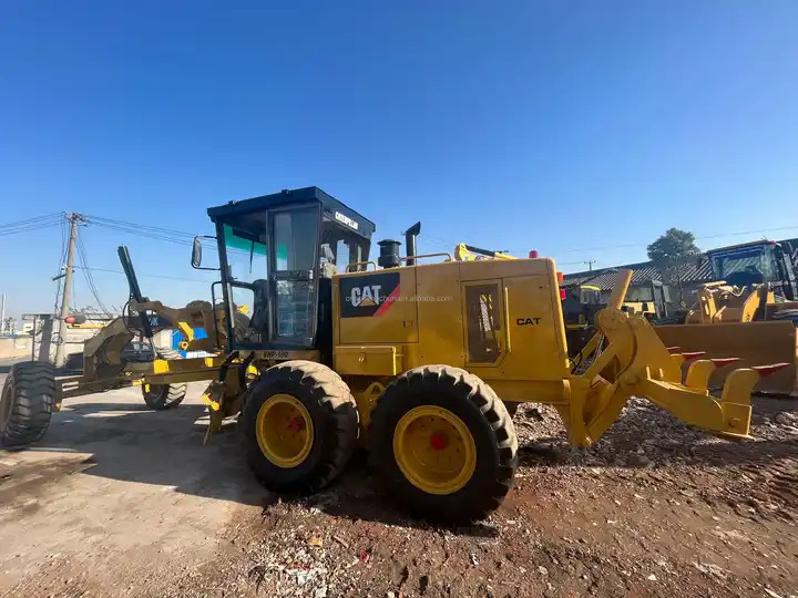 Second hand Caterpillar motor Grader CAT 140K for sale, used CAT 140G 140H 140K in good condition - Γκρέιντερ: φωτογραφία 5 Second hand Caterpillar motor Grader CAT 140K for sale, used CAT 140G 140H 140K in good condition - Γκρέιντερ: φωτογραφία 5