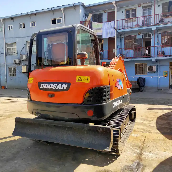 Used Doosan Machinery for Sale Mini excavator DH55-V DH60-7 for sale Fast Delivery Competitive Price Digger Hydraulic Excavator - Ερπυστριοφόρος εκσκαφέας: φωτογραφία 4 Used Doosan Machinery for Sale Mini excavator DH55-V DH60-7 for sale Fast Delivery Competitive Price Digger Hydraulic Excavator - Ερπυστριοφόρος εκσκαφέας: φωτογραφία 4