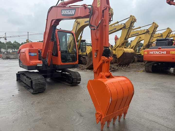 Used Excavator Doosan DX75-9C Second-hand Excavator Digger DX75-9C Compact Shovel Crawler Doosan 75 Excavator Doosan Dx75-9C - Ερπυστριοφόρος εκσκαφέας: φωτογραφία 5 Used Excavator Doosan DX75-9C Second-hand Excavator Digger DX75-9C Compact Shovel Crawler Doosan 75 Excavator Doosan Dx75-9C - Ερπυστριοφόρος εκσκαφέας: φωτογραφία 5