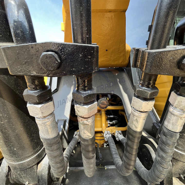 Used Excavator for Sale Sany Sy215C From Japan Contact for More Excavator - Εκσκαφέας: φωτογραφία 4 Used Excavator for Sale Sany Sy215C From Japan Contact for More Excavator - Εκσκαφέας: φωτογραφία 4