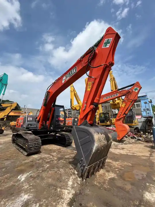 Used Hitachi ZX200 crawler Excavator, Japan Made used Hitachi ZX200 large Excavator on sale - Ερπυστριοφόρος εκσκαφέας: φωτογραφία 4 Used Hitachi ZX200 crawler Excavator, Japan Made used Hitachi ZX200 large Excavator on sale - Ερπυστριοφόρος εκσκαφέας: φωτογραφία 4