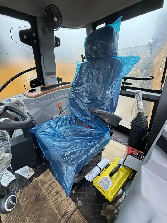 Used caterpillar backhoe loader CAT 420F2 in good condition for sale - Φορτωτής εκσκαφέας: φωτογραφία 5 Used caterpillar backhoe loader CAT 420F2 in good condition for sale - Φορτωτής εκσκαφέας: φωτογραφία 5