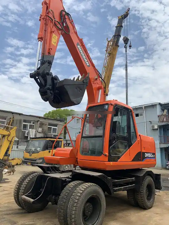 Wheel digging excavator Used DOOSAN150W DH150W DH150W-7 / second-hand KOREA engine DOOSAN DH 150 150W-7 DOOSAN150 - Ερπυστριοφόρος εκσκαφέας: φωτογραφία 3 Wheel digging excavator Used DOOSAN150W DH150W DH150W-7 / second-hand KOREA engine DOOSAN DH 150 150W-7 DOOSAN150 - Ερπυστριοφόρος εκσκαφέας: φωτογραφία 3