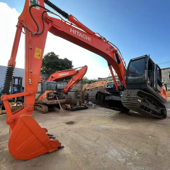 Ερπυστριοφόρος εκσκαφέας used excavator ZX200-3G Excavator second hand Hitachi ZX200-3G hydraulic crawler excavator 20 ton: φωτογραφία 1