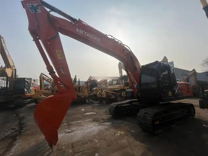 Used japan excavator Hitachi ZX200-3G hydraulic crawler excavator 20 ton excavating machinery - Ερπυστριοφόρος εκσκαφέας: φωτογραφία 4 Used japan excavator Hitachi ZX200-3G hydraulic crawler excavator 20 ton excavating machinery - Ερπυστριοφόρος εκσκαφέας: φωτογραφία 4