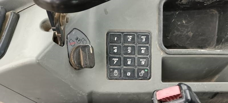 Μίνι εκσκαφέας Bobcat E50: φωτογραφία 14 Μίνι εκσκαφέας Bobcat E50: φωτογραφία 14