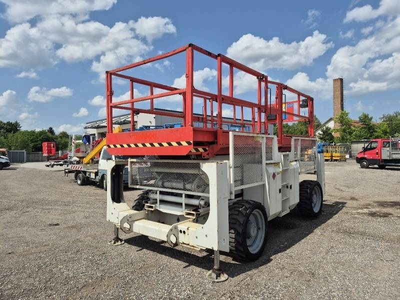 Genie GS3390 - 12,06 m - 4x4 - diesel - Ψαλιδωτό ανυψωτικό: φωτογραφία 2 Genie GS3390 - 12,06 m - 4x4 - diesel - Ψαλιδωτό ανυψωτικό: φωτογραφία 2