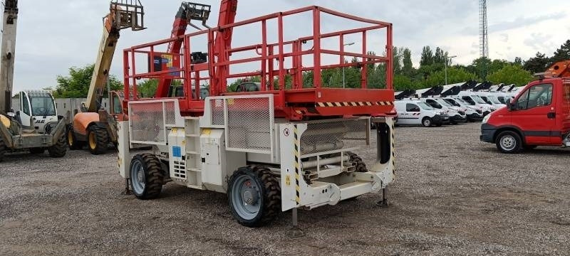 Genie GS3390 - 12,06 m - 4x4 - diesel - Ψαλιδωτό ανυψωτικό: φωτογραφία 1 Genie GS3390 - 12,06 m - 4x4 - diesel - Ψαλιδωτό ανυψωτικό: φωτογραφία 1