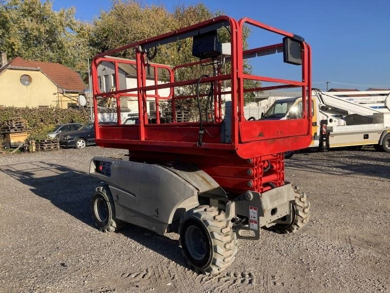 Ψαλιδωτό ανυψωτικό Haulotte Compact 10 RTE - 4x4, 10m, electric - *NEW BATTERY: φωτογραφία 6