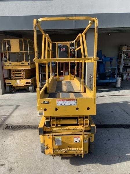 Haulotte Compact 8 - 8m, electric - Ψαλιδωτό ανυψωτικό: φωτογραφία 3 Haulotte Compact 8 - 8m, electric - Ψαλιδωτό ανυψωτικό: φωτογραφία 3
