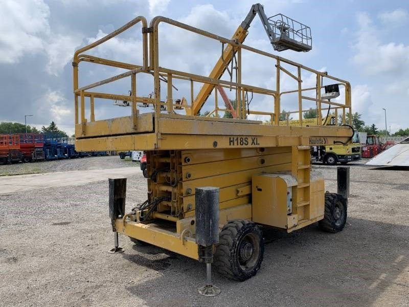 Haulotte H18SXL - 18m - 4x4 - 500 kg - Ψαλιδωτό ανυψωτικό: φωτογραφία 2 Haulotte H18SXL - 18m - 4x4 - 500 kg - Ψαλιδωτό ανυψωτικό: φωτογραφία 2