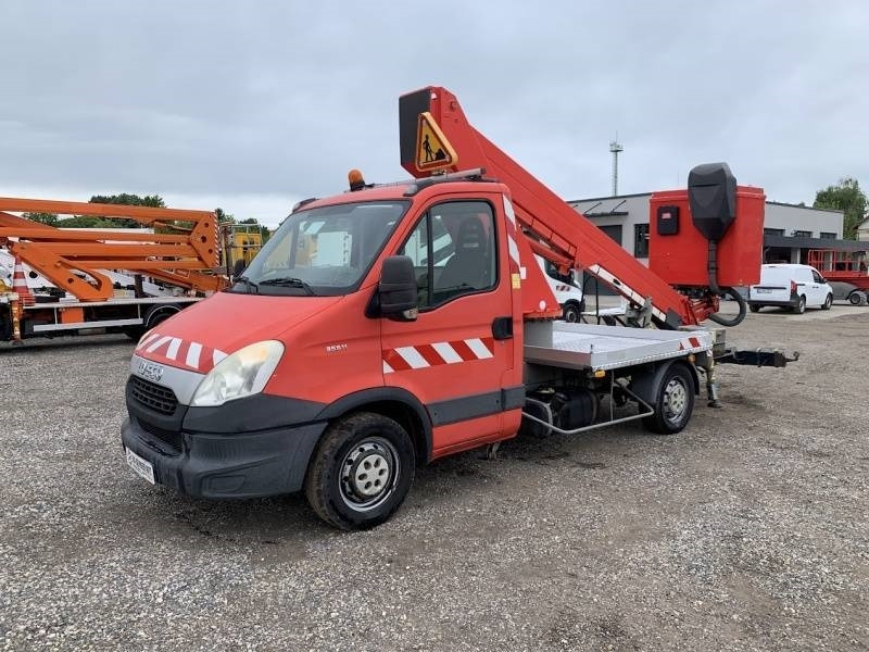 Iveco Daily GSR E179T - 17,1m - 200 kg - Φορτηγό με εναέρια πλατφόρμα: φωτογραφία 2 Iveco Daily GSR E179T - 17,1m - 200 kg - Φορτηγό με εναέρια πλατφόρμα: φωτογραφία 2