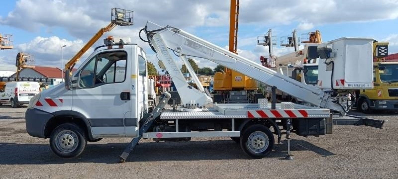 Iveco Daily Multitel 160 ALU DS - 16m - Φορτηγό με εναέρια πλατφόρμα: φωτογραφία 5 Iveco Daily Multitel 160 ALU DS - 16m - Φορτηγό με εναέρια πλατφόρμα: φωτογραφία 5