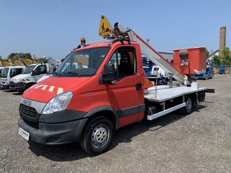 Iveco Daily Multitel 160 ALU DS - 16m - Φορτηγό με εναέρια πλατφόρμα: φωτογραφία 2 Iveco Daily Multitel 160 ALU DS - 16m - Φορτηγό με εναέρια πλατφόρμα: φωτογραφία 2