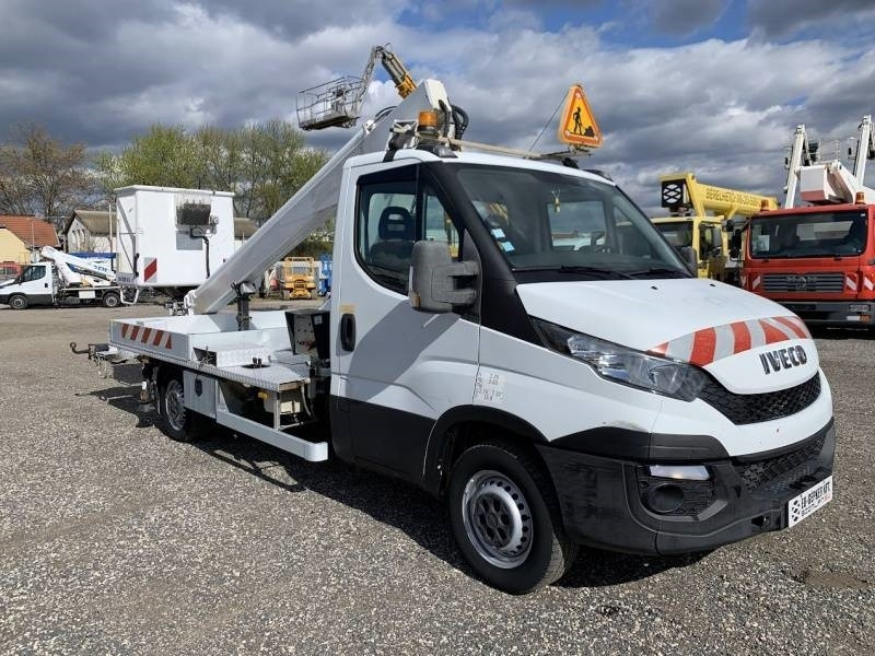 Iveco Daily Multitel 160 ALU DS - 16m - Φορτηγό με εναέρια πλατφόρμα: φωτογραφία 1 Iveco Daily Multitel 160 ALU DS - 16m - Φορτηγό με εναέρια πλατφόρμα: φωτογραφία 1