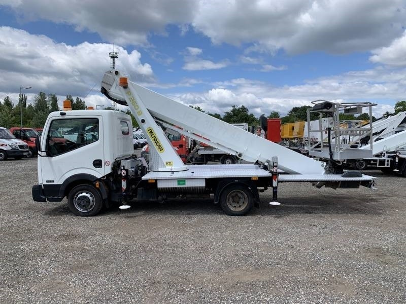 Nissan Cabstar Palfinger P260B - 25,6 m - 230 kg - Φορτηγό με εναέρια πλατφόρμα: φωτογραφία 5 Nissan Cabstar Palfinger P260B - 25,6 m - 230 kg - Φορτηγό με εναέρια πλατφόρμα: φωτογραφία 5