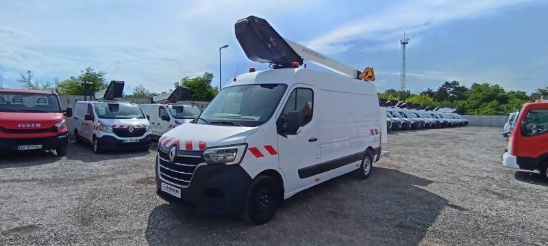 Renault Master Klubb K32 - 12,5 m, 120 kg - Φορτηγό με εναέρια πλατφόρμα: φωτογραφία 2 Renault Master Klubb K32 - 12,5 m, 120 kg - Φορτηγό με εναέρια πλατφόρμα: φωτογραφία 2