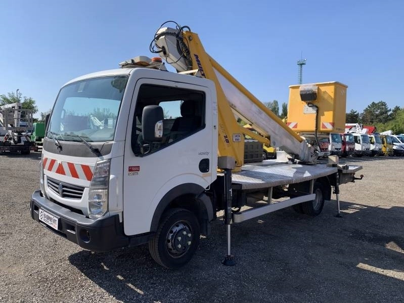 Renault Maxity Multitel MT202DS - 20m - 200 kg - Φορτηγό με εναέρια πλατφόρμα: φωτογραφία 2 Renault Maxity Multitel MT202DS - 20m - 200 kg - Φορτηγό με εναέρια πλατφόρμα: φωτογραφία 2